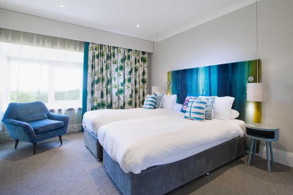 Combe Grove Hotel Limpley Stoke Экстерьер фото